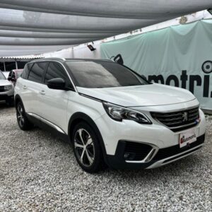 PEUGEOT 5008 ALLURE  AT 1.6CC 2021: imagen 3