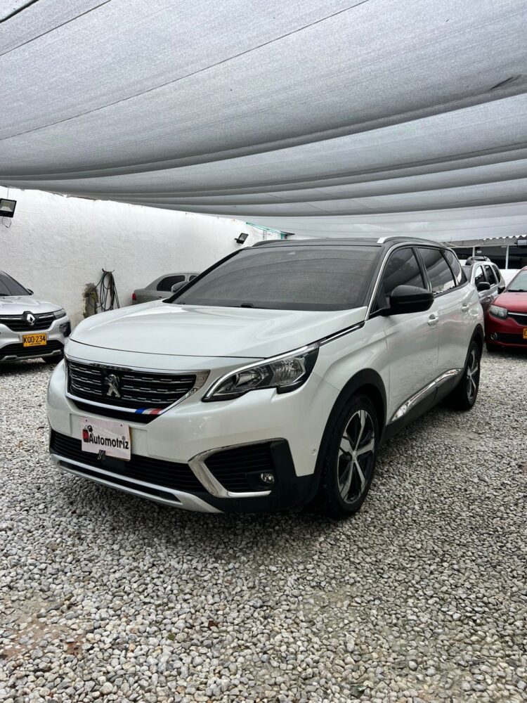 PEUGEOT 5008 ALLURE  AT 1.6CC 2021: imagen 4