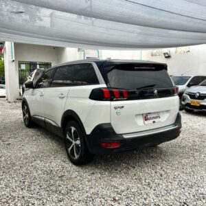 PEUGEOT 5008 ALLURE  AT 1.6CC 2021: imagen 7
