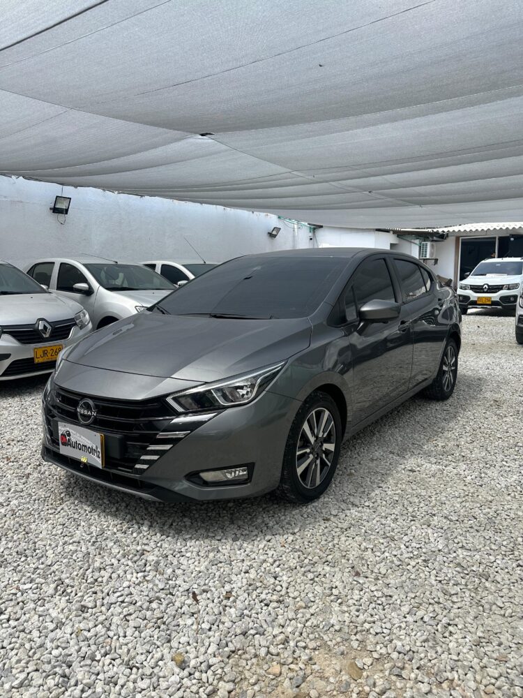 NISSAN VERSA SENSE AT 1.6 CC 2025: imagen 1