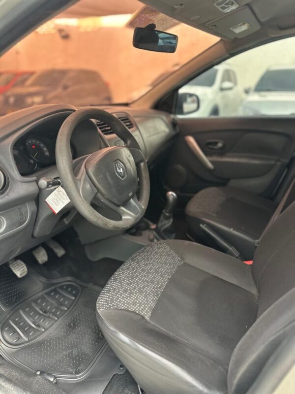 RENAULT SANDERO AUTHENTIQUE 1.0 cc 2020: imagen 9