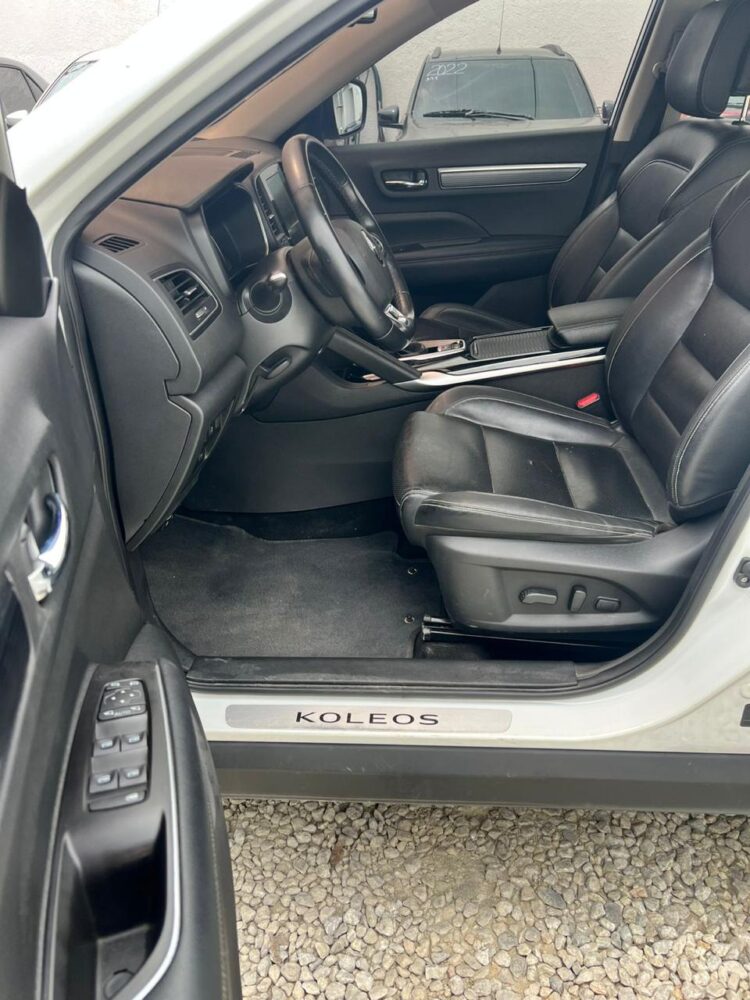 RENAULT NEW KOLEOS INTENS 4X4 2.5 CC 2023: imagen 6