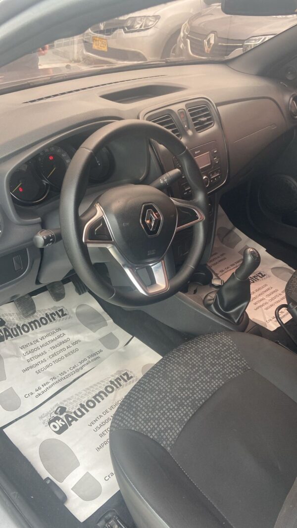 RENAULT LOGAN AUTHENTIQUE LIFE MT 1.6CC 2023: imagen 11