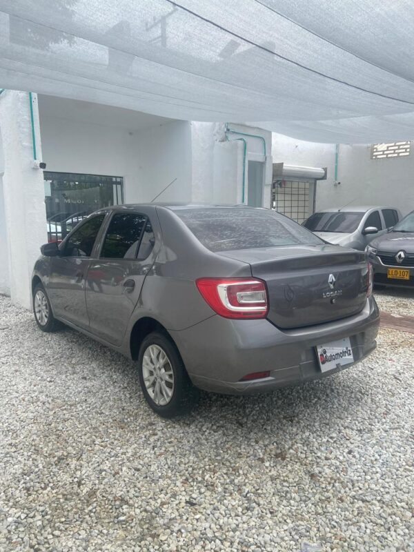 RENAULT LOGAN AUTHENTIQUE LIFE MT 1.6CC 2023: imagen 6