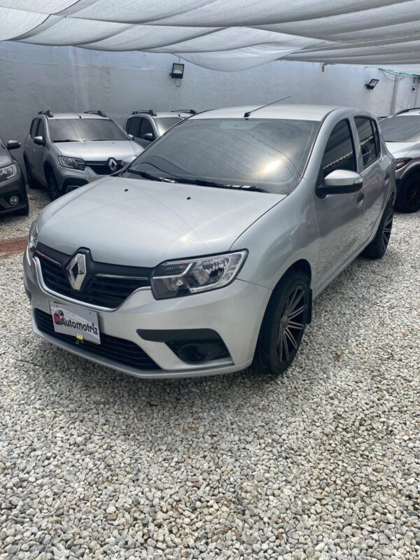 RENAULT LOGAN LIFE MT 1.6CC 2023: imagen 1